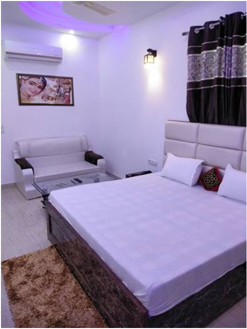 Couple friendly Rooms in Agra